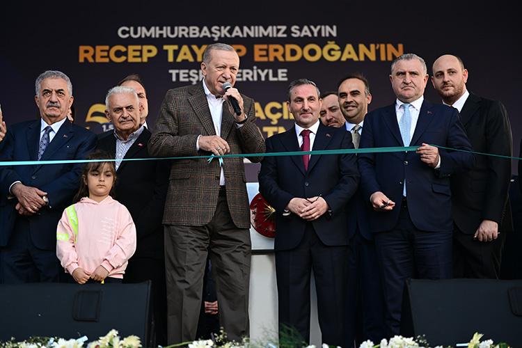 Cumhurbaşkanı Erdoğan Sultanbeyli’de: 50 Proje Açıldı, 9 Projenin Temeli Atıldı